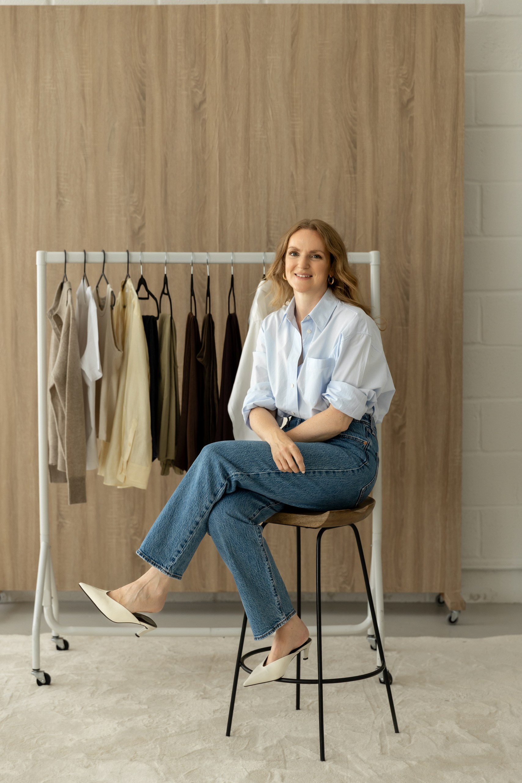 Jennie working with a client